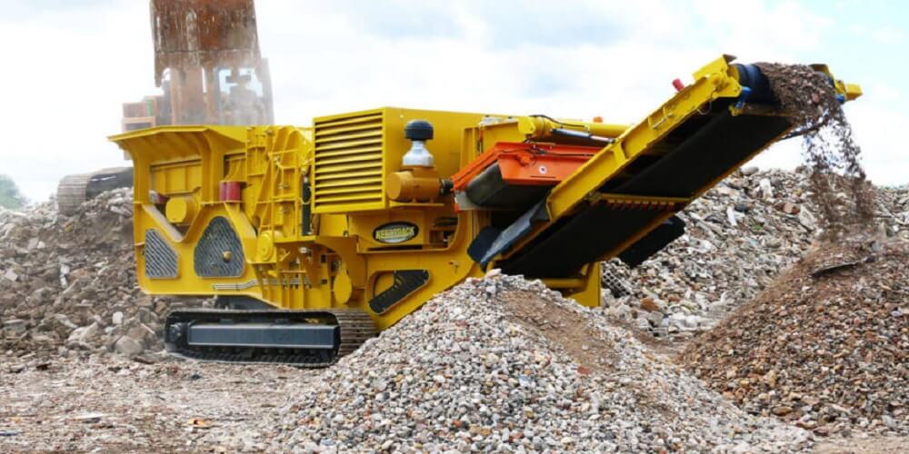 Making a Choice between Portable Rock Crusher and Tracked Rock Crusher